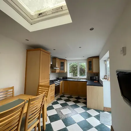 Superb Triple Near Airport - 1 Guest house *