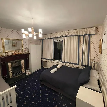 Guest house Superb Triple Near Airport - 1 *