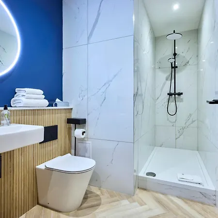 Handel's 3* Dublin