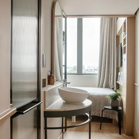 Wren Urban Nest 4*