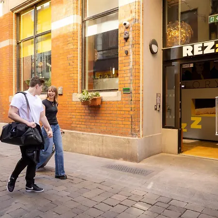 מלון Rezz Temple Bar,