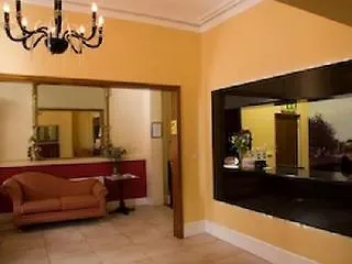 Maple Otel