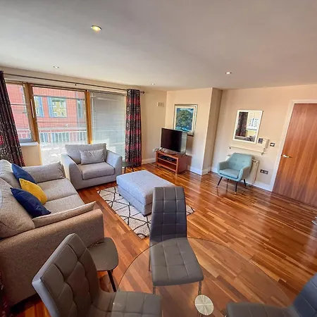 Georgian Square Appartement
