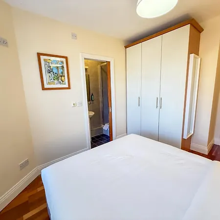 Georgian Square Appartement *