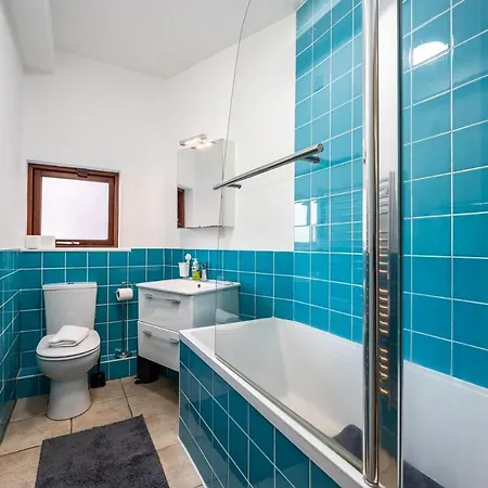 Apartment Chic 2bed With Canal Views-15 Min To Kilmainham Gaol Dublin