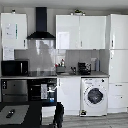 Apartment Cosy Space Near Airport And Dublin