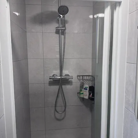 Cosy Space Near Airport And Dublin