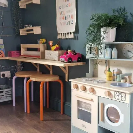 Holiday home Spacious Family Haven On Edge Of Centre