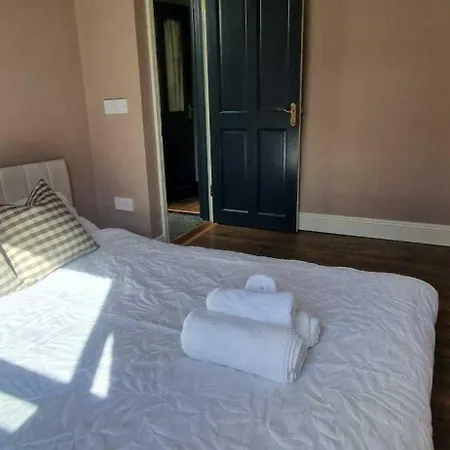 Spacious Family Haven On Edge Of Centre Holiday home Dublin