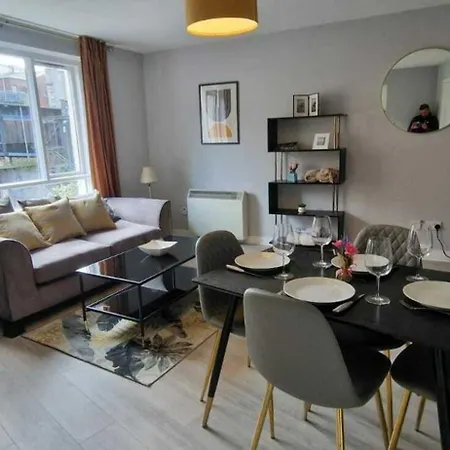 Modern Trendy & Spacious 2bd In Temple Bar Apartment Dublin