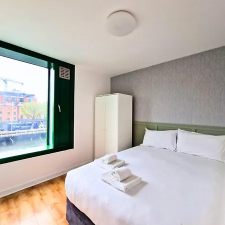 Greenland Management & Investment Apartment