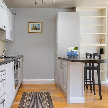 Guestready - Delightful Mews In Apartment Dublin