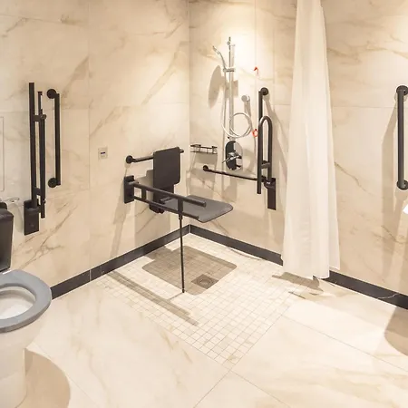 Hotel Mercantile 4*