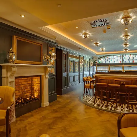 Hotel Mercantile 4*