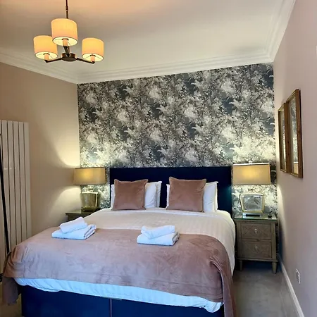 Avoca House 3*
