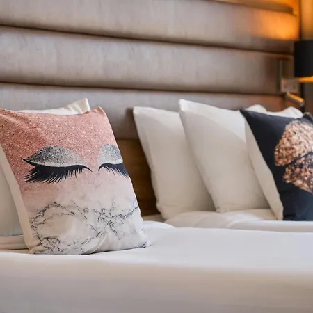Moxy 4* Dublin