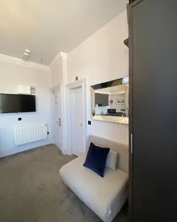 With Scenic Marina Views Apartment Dublin