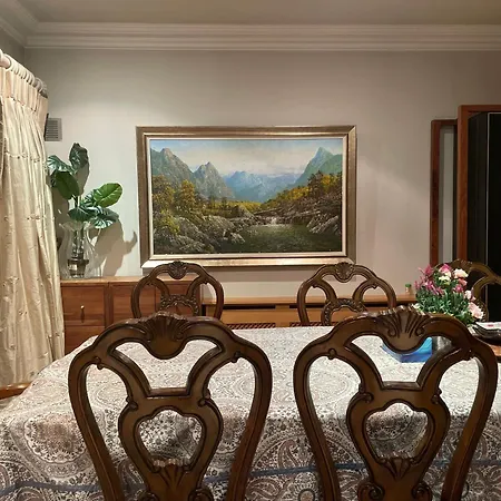 Homestay Peaceful With Garden & Creek - New Cozy