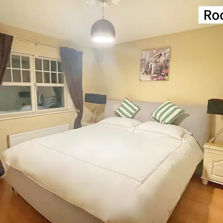 Homestay Peaceful With Garden & Creek - New Cozy Dublin