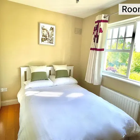 Homestay Peaceful With Garden & Creek - New Cozy Dublin