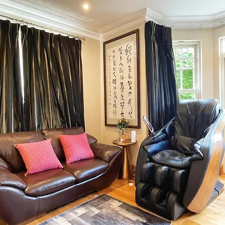 Peaceful With Garden & Creek - New Cozy Homestay Dublin