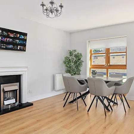 South Oasis Apartment *