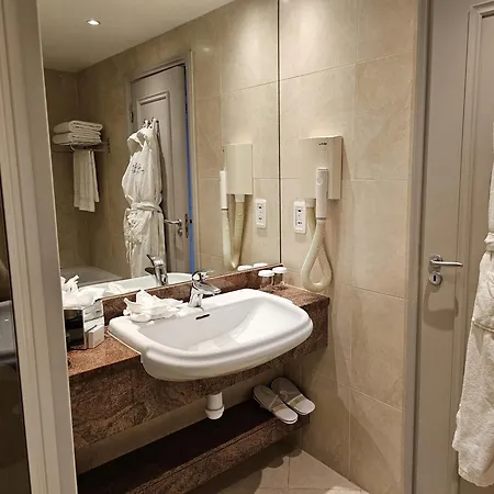 Royal Marine Hotel
