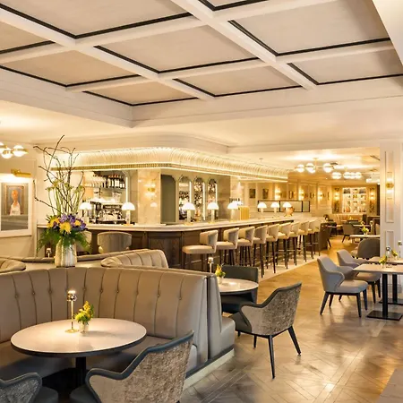 Brooks Hotel