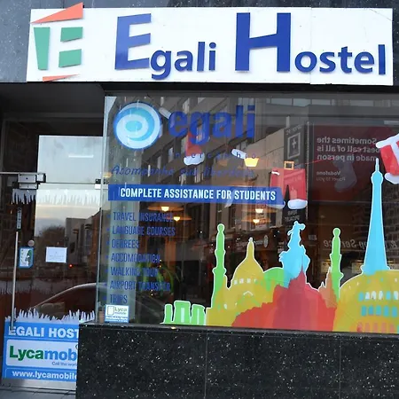 Egali Hostal *