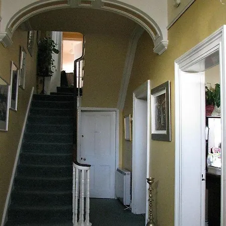 Lynden Hotel