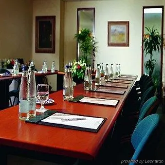 מלון Maldron Pearse Street City