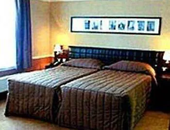 Belville House Hotel *
