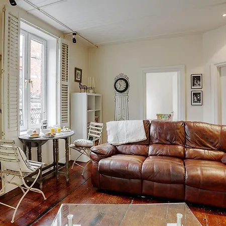 Apartment Essex Street Apartment