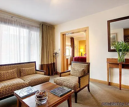Brooks Hotel