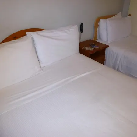 Doheny House Bed & Breakfast *