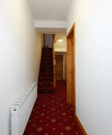 Abbington House 3*