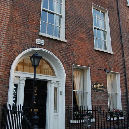 Latchfords Self Catering *