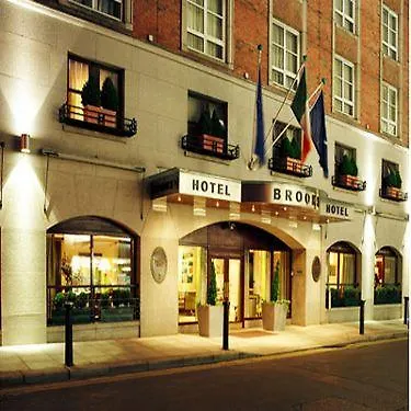 Brooks Hotel 4*