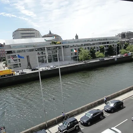 住宿加早餐酒店 On The Liffey 都柏林