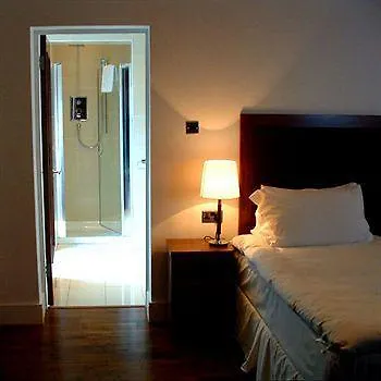 Otel The Lombard Pub & Townhouse