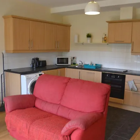Apartment Bradogue Court