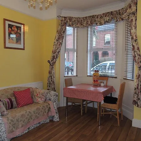 Couette-café Acara House 3*