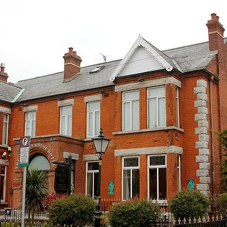 Hotel Maples House 3*