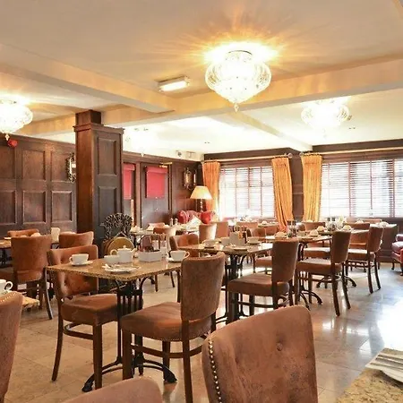 Celtic - Restaurant & Bar בית הארחה