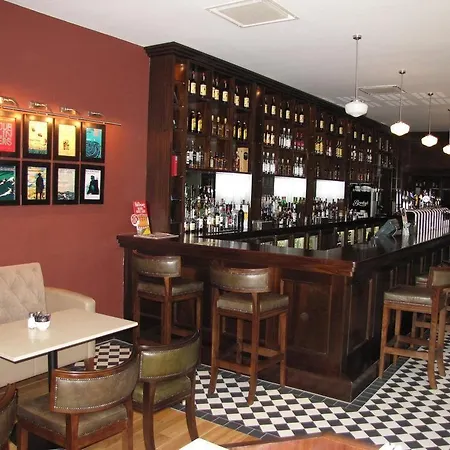 Clayton Hotel