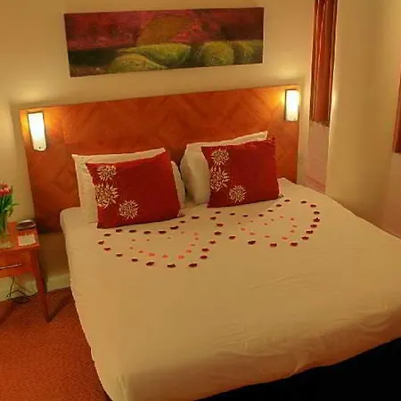 Metro Dublin Airport Hotel 4*