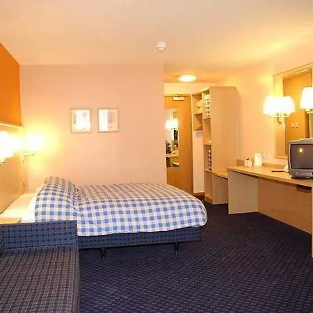 Travelodge City Rathmines 3*