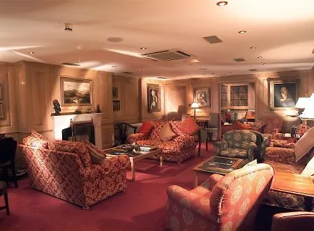 Brooks Hotel 4*