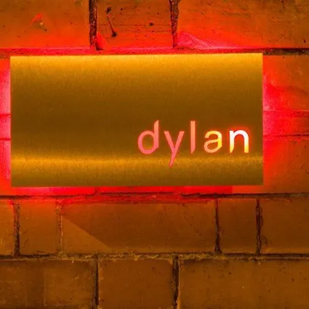 מלון Dylan