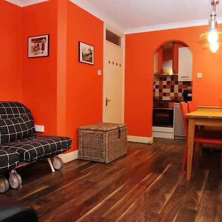 Half-penny Bridge Apartment
